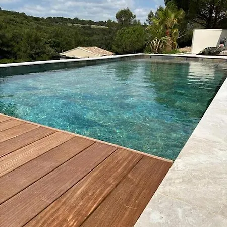 Avec Piscine La Garrigue * 님