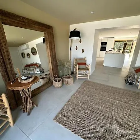 Villa Avec Piscine La Garrigue Nimes